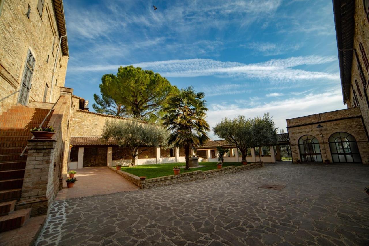 Il Monastero Di Bevagna Bed & Breakfast Eksteriør bilde