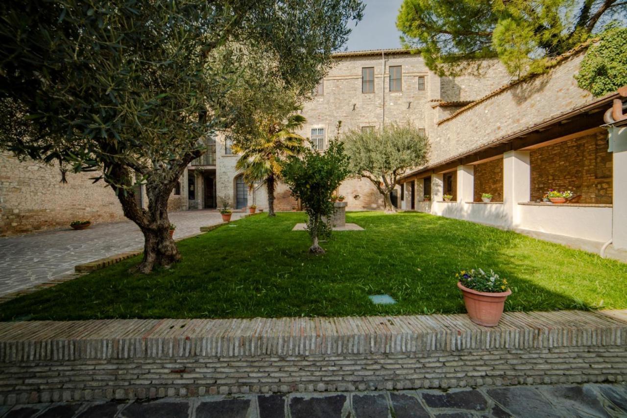 Il Monastero Di Bevagna Bed & Breakfast Eksteriør bilde