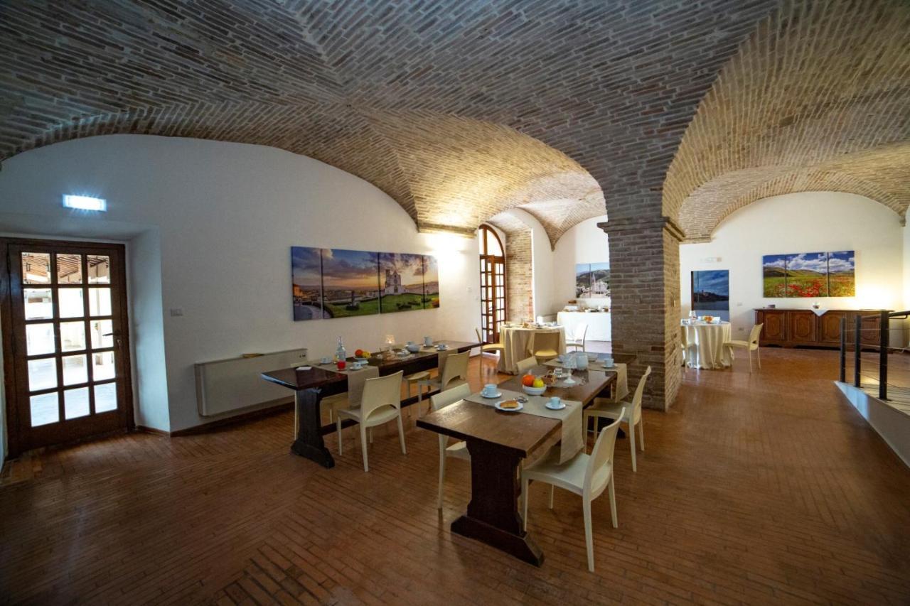Il Monastero Di Bevagna Bed & Breakfast Eksteriør bilde